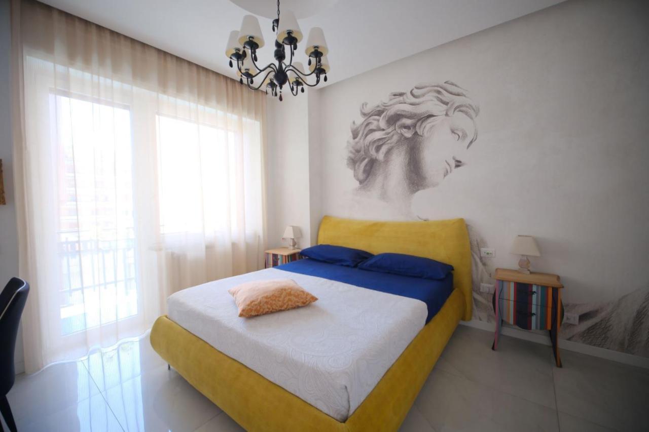 Luxury B&B Charlemagne ซาแลร์โน ภายนอก รูปภาพ