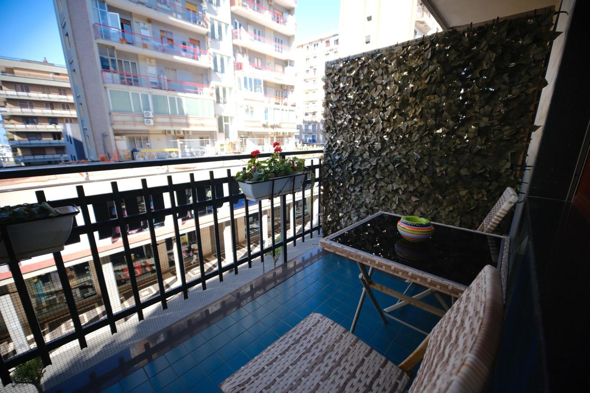 Luxury B&B Charlemagne ซาแลร์โน ภายนอก รูปภาพ