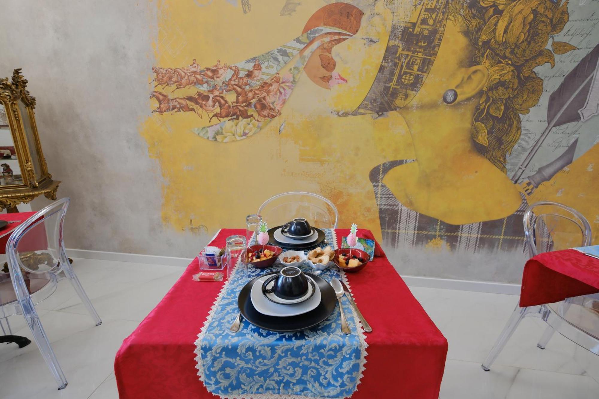 Luxury B&B Charlemagne ซาแลร์โน ภายนอก รูปภาพ